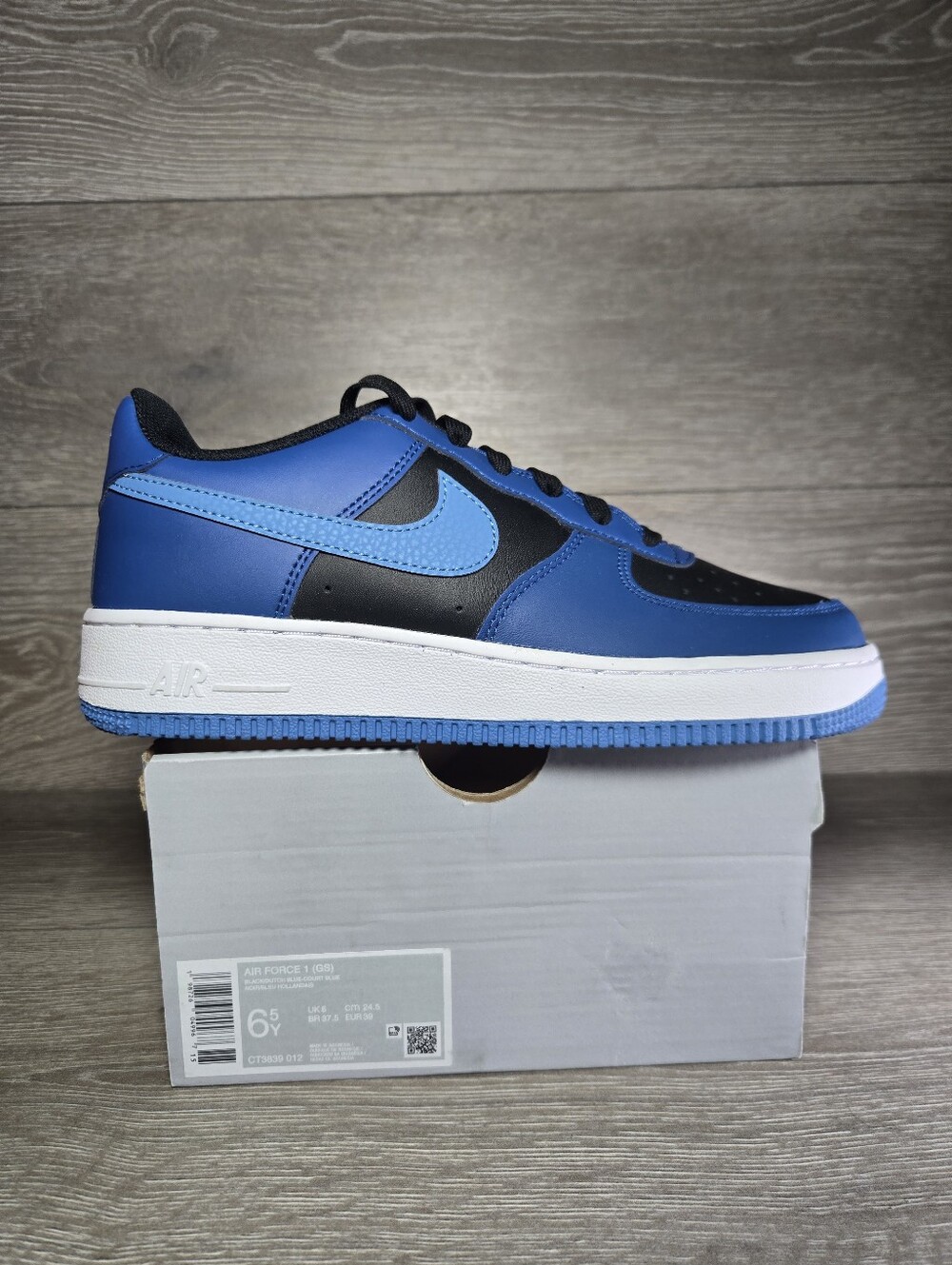 Nike Air Force 1 GS Black / Blue Sneakers Size 6.5 Youth / Womens 8  CT3839-012